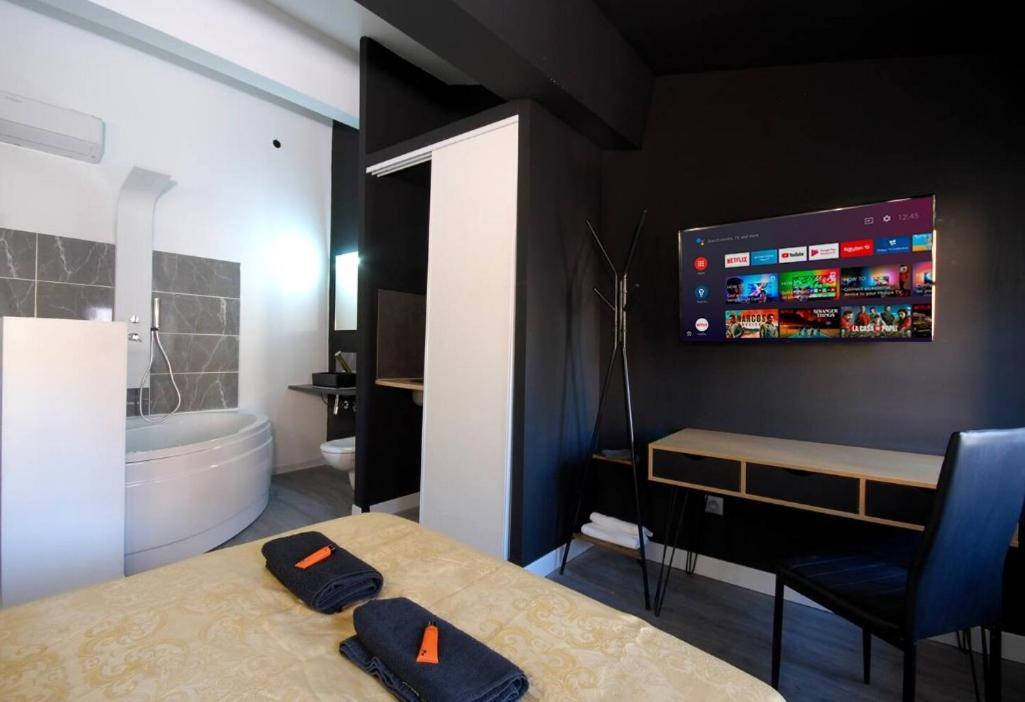 Appartement Jacuzzi Centre 6 Narbonne